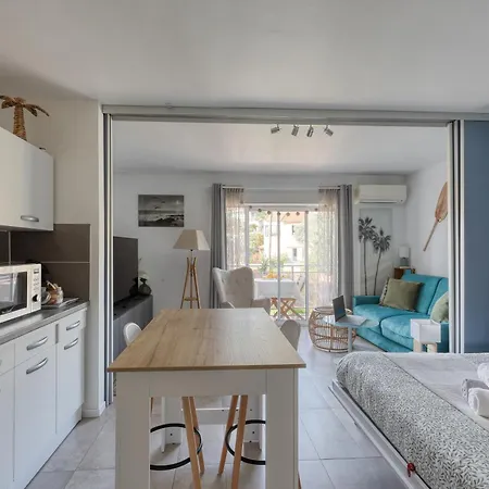 Escapade à Balcon Verdoyant Et à Deux Pas Appartement