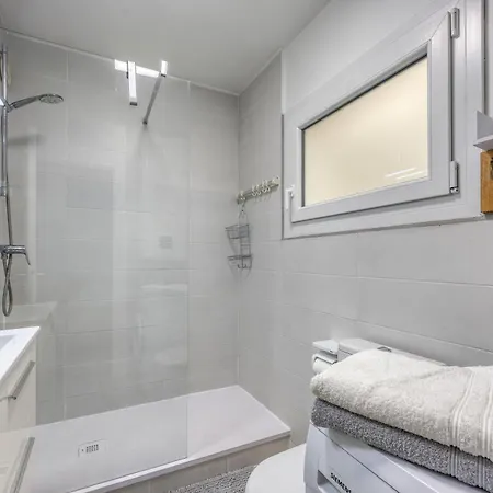 Appartement Escapade à Balcon Verdoyant Et à Deux Pas Bandol