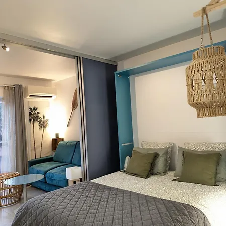 Studio Climatise A Bandol Port & Plage